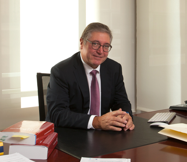 Fernado Falomir Bufete de abogados